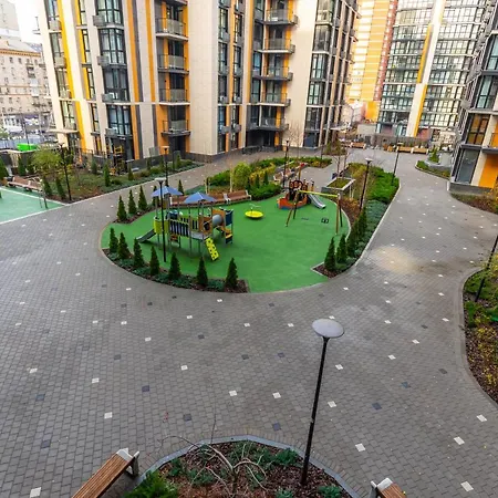 Premium Lux Apartments: French Quarter With Bath Kyiv